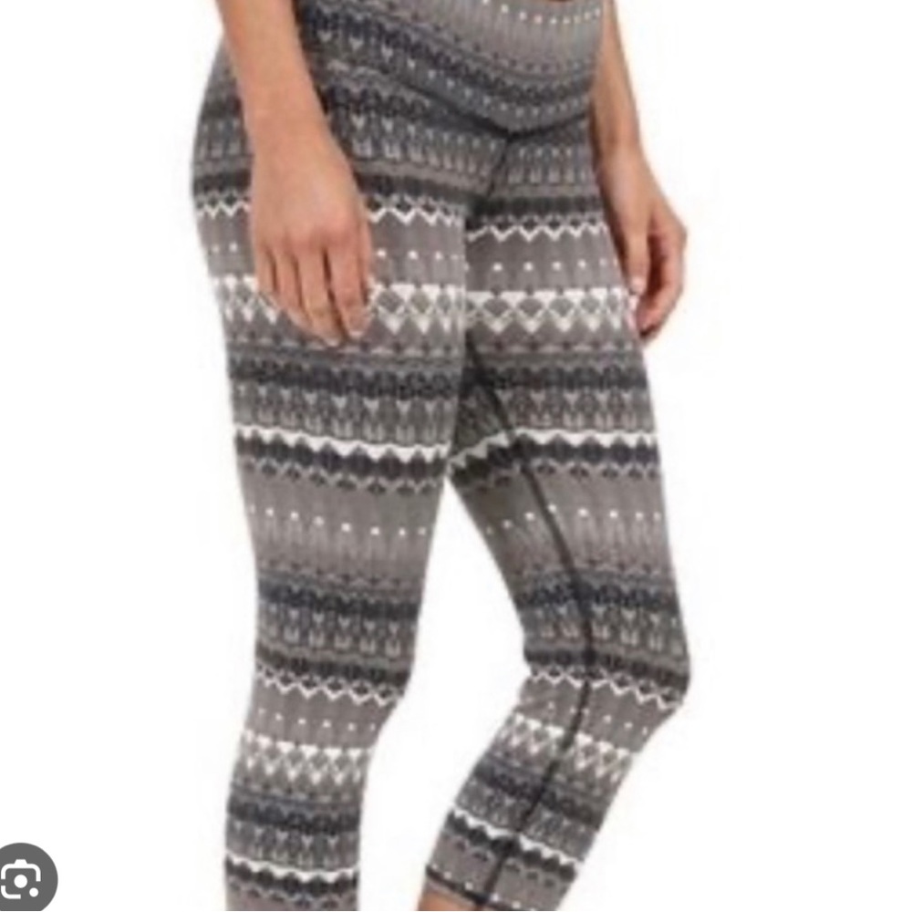 Full length Alo airbrushed legging